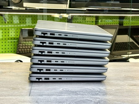 Dell Latitude 5440 525